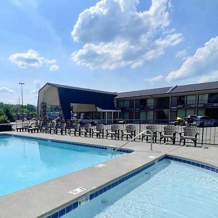 Travelodge By Wyndham Pigeon Forge Dollywood Lane Exterior photo