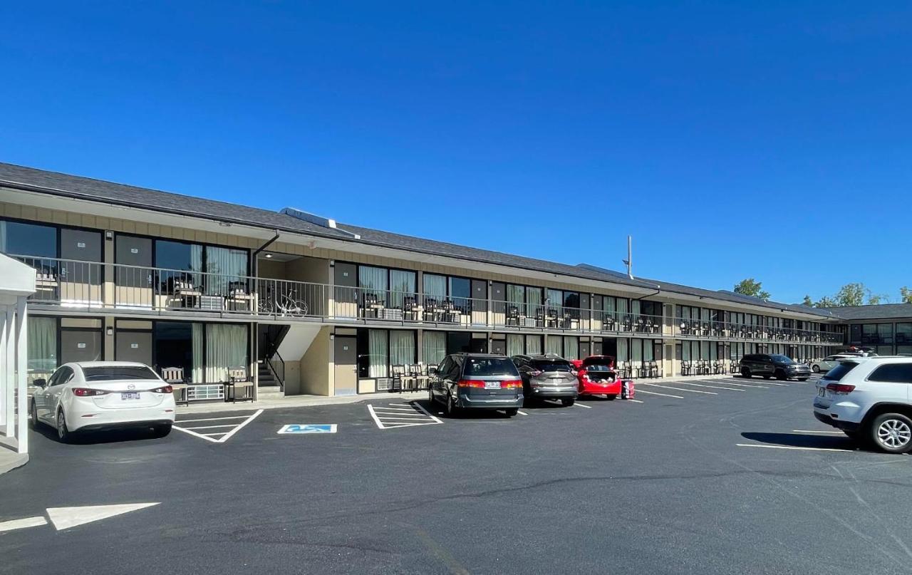 Travelodge By Wyndham Pigeon Forge Dollywood Lane Exterior photo