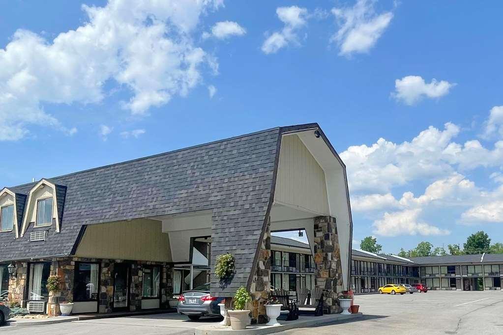 Travelodge By Wyndham Pigeon Forge Dollywood Lane Exterior photo